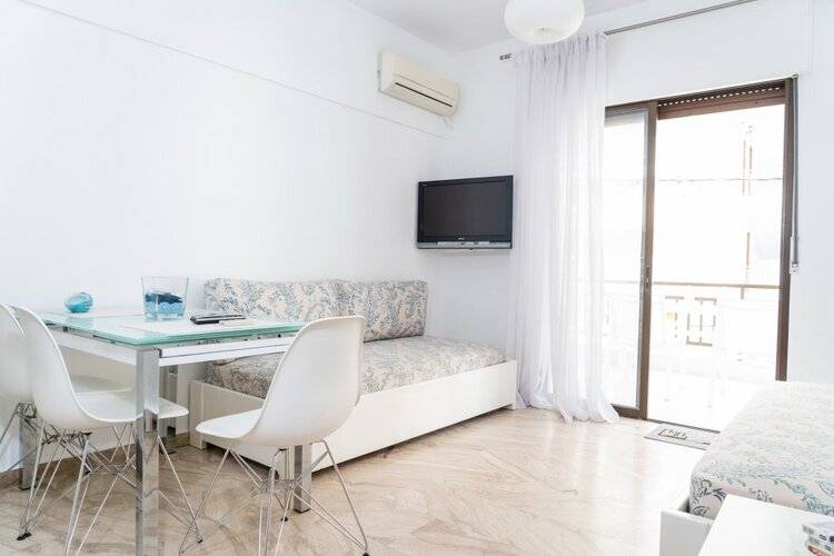 Апартаменты Zennova 6 Nea Plagia Beach