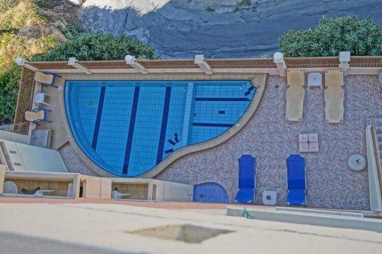 Eliza Apartments