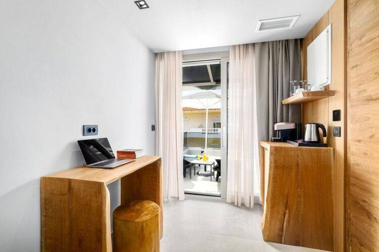 Emily's Luxury Suites