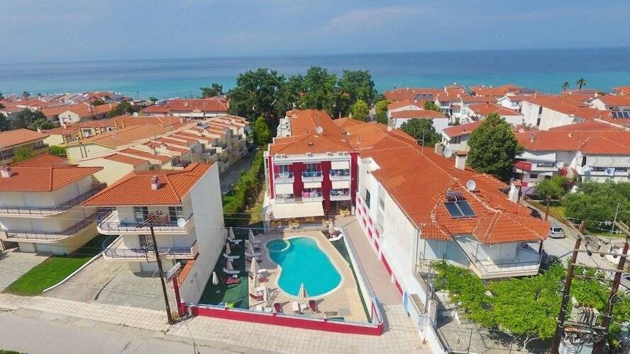 Summer Dream Hotel