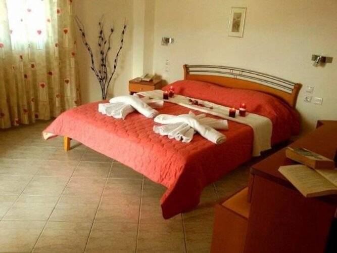 Summer Dream Hotel