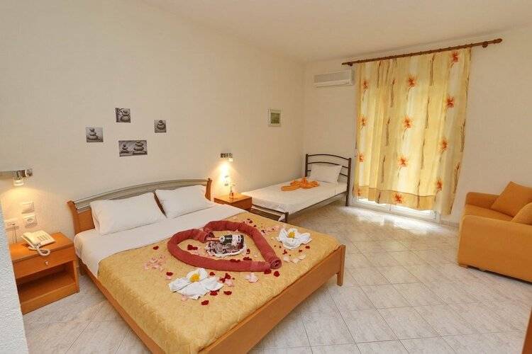 Summer Dream Hotel