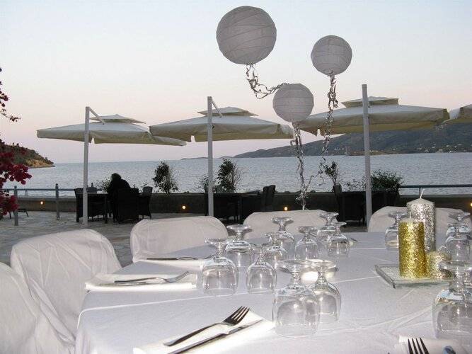 Golden View Beach Hotel