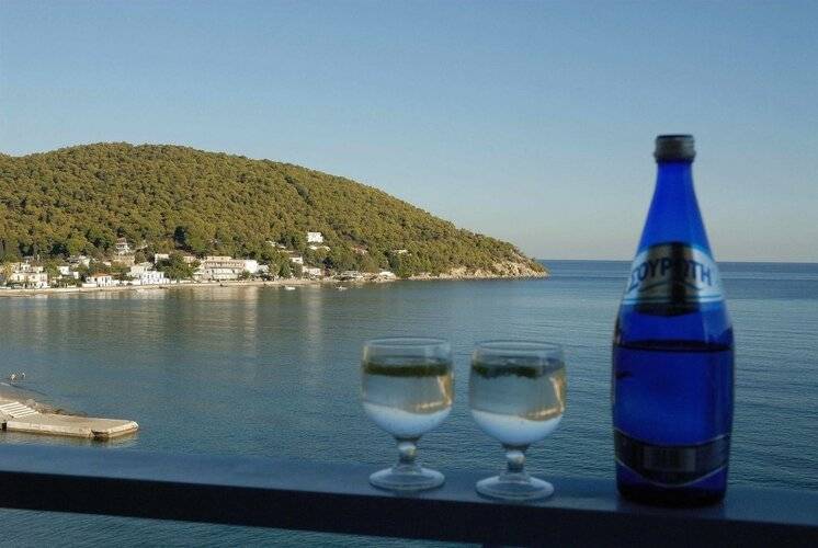 Golden View Beach Hotel