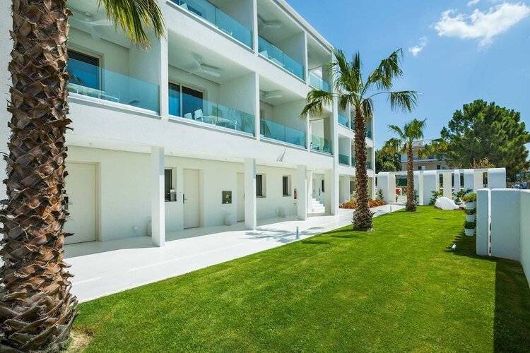 Cocoons Luxury Suites & Villas