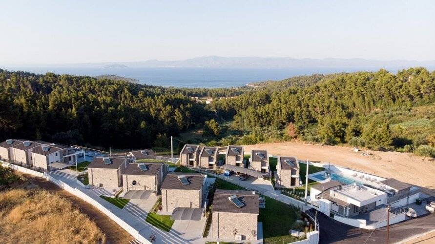 Terra Olivia Luxury Villas And Suites