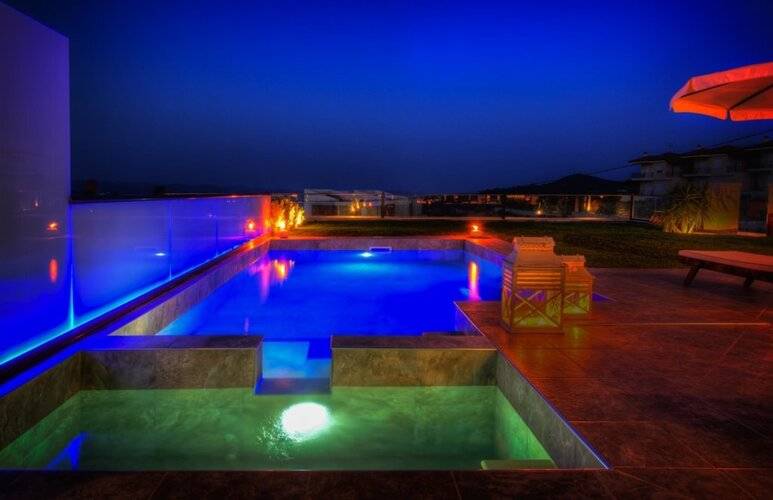 Sunny Villas Resort And Spa