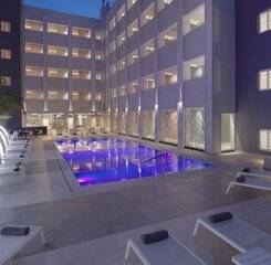 $item['hotel']['name']