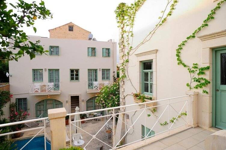 Mythos Suites Hotel (Adults Only 5+)