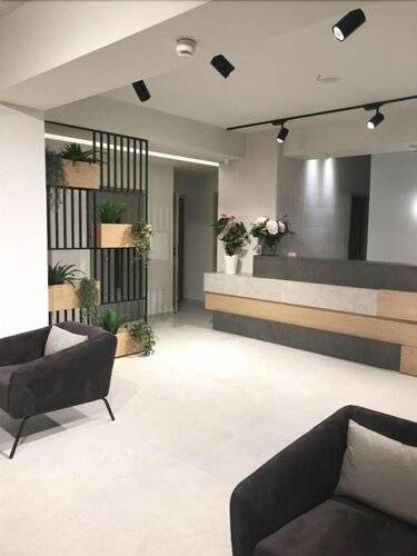 The City Hotel & Suites