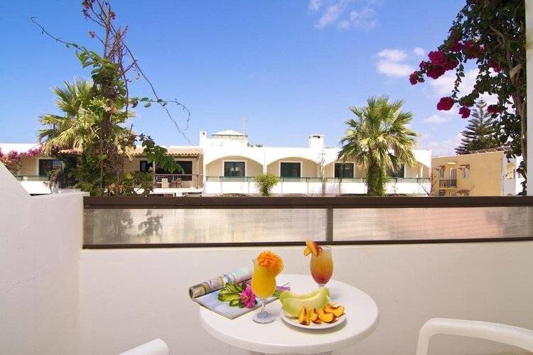 Trefon Hotel Apartments And Suites