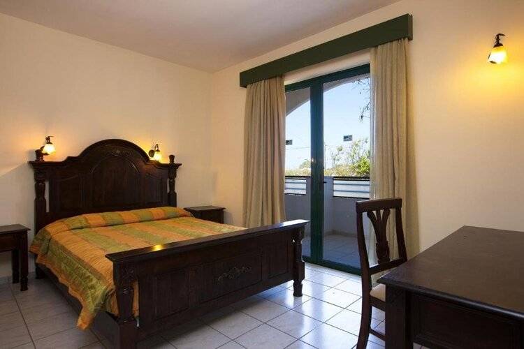 Trefon Hotel Apartments And Suites