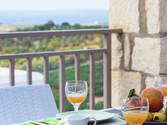 Spacious Villa In Arkadi With Swimming Pool Near Sea 3★, Ретимно