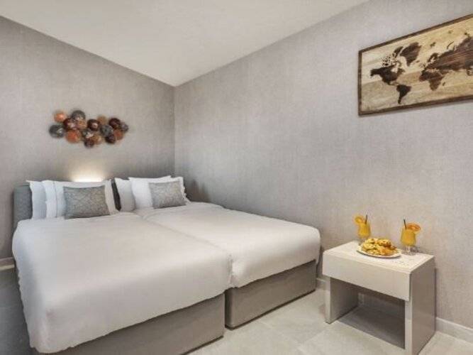 Pefki Deluxe Residences