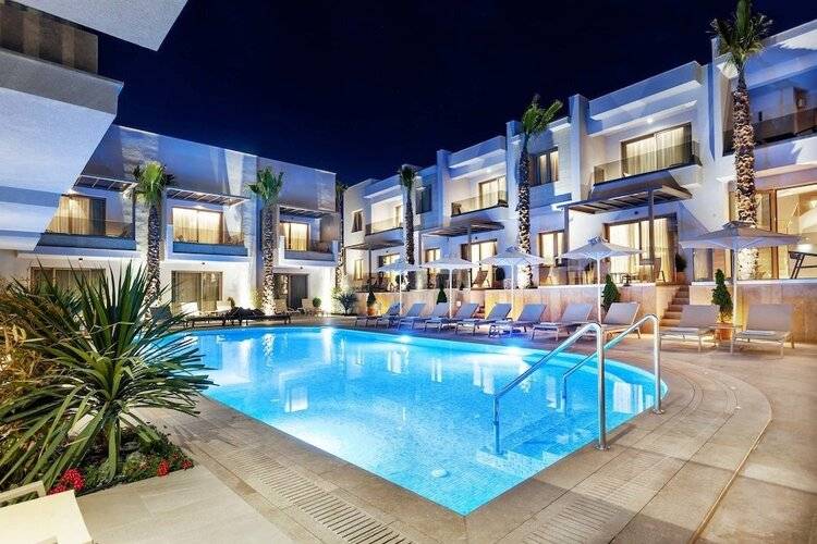 Pefki Deluxe Residences