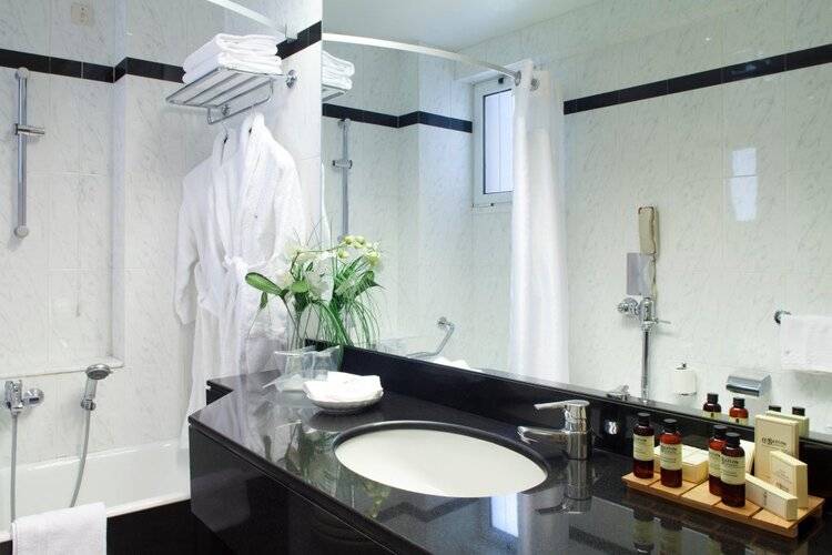 Holiday Inn Thessaloniki, An Ihg Hotel