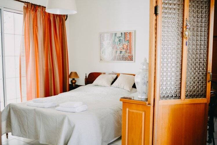 Best House Piraeus Heart