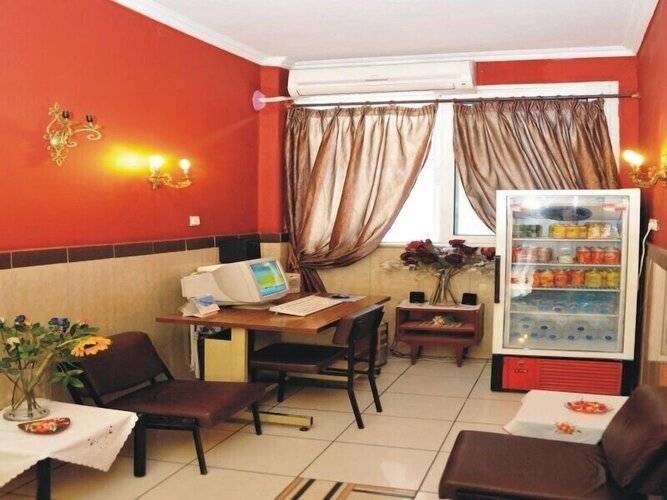 Alexandria Hotel