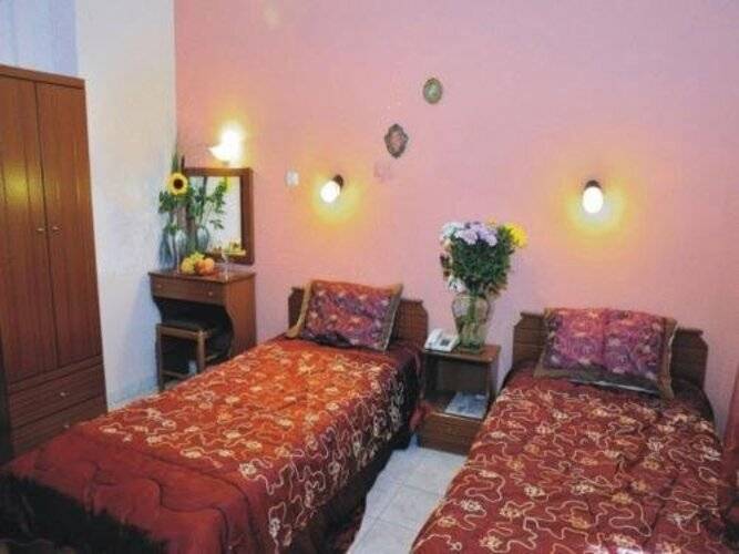 Alexandria Hotel
