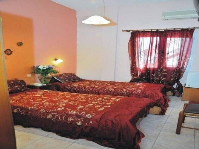 Alexandria Hotel
