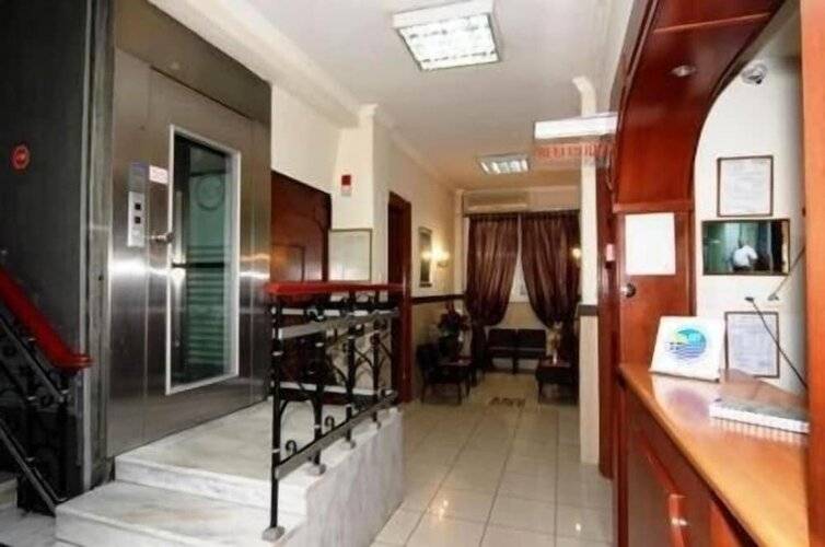 Alexandria Hotel