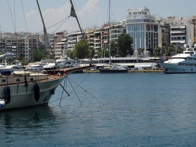 Faros 1 Hotel