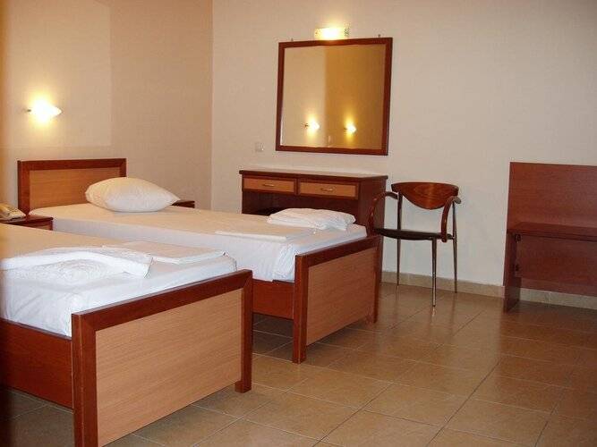 Faros 1 Hotel