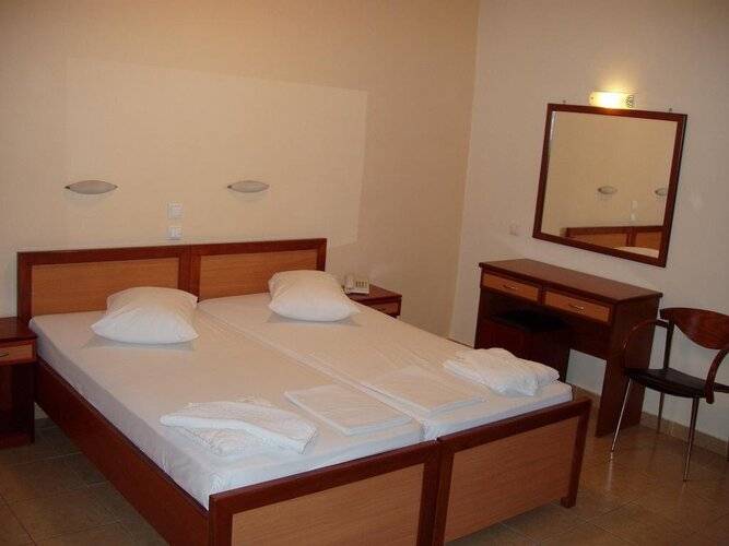 Faros 1 Hotel