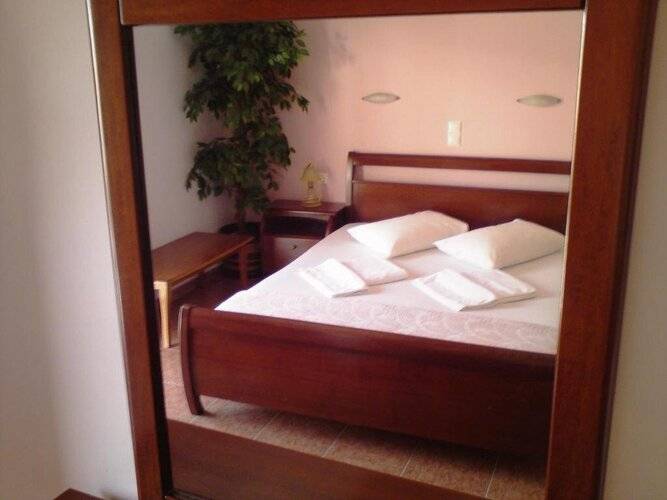 Faros 2 Hotel