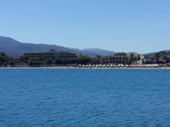 Nora Hotel