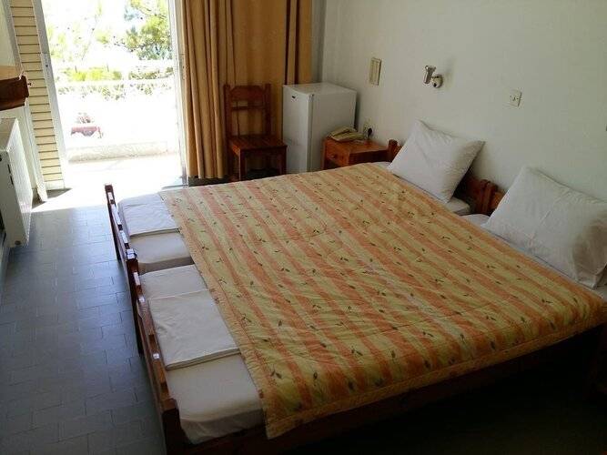 Nora Hotel