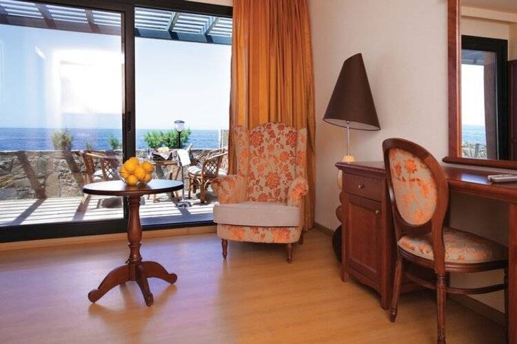 Aquis Vasia Beach & Spa