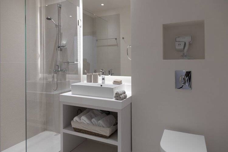 Gallery Suites & Residences