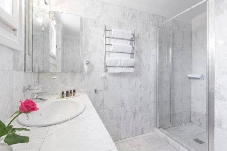 Gatto Perso Luxury Apartments