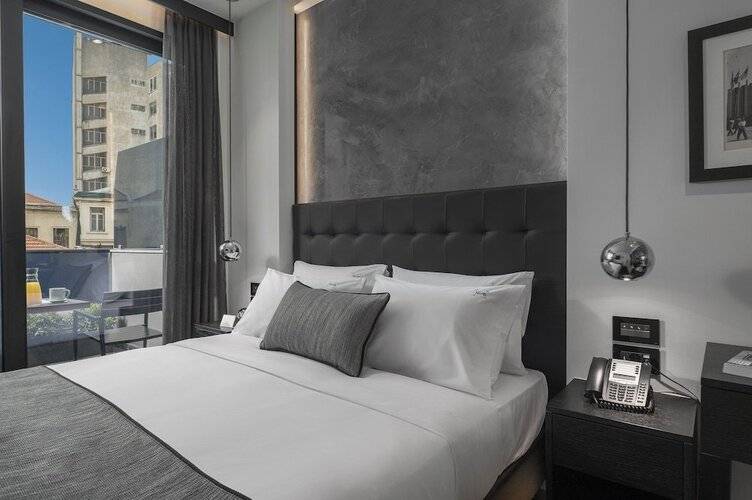 No 15 Ermou Hotel