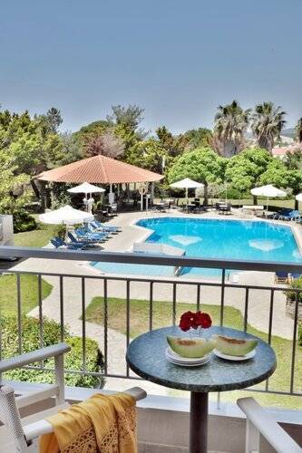 Acrotel Lily Ann Village