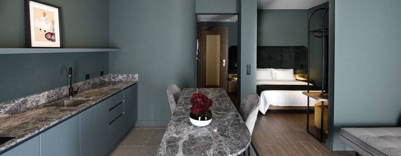 Roomore Apartments