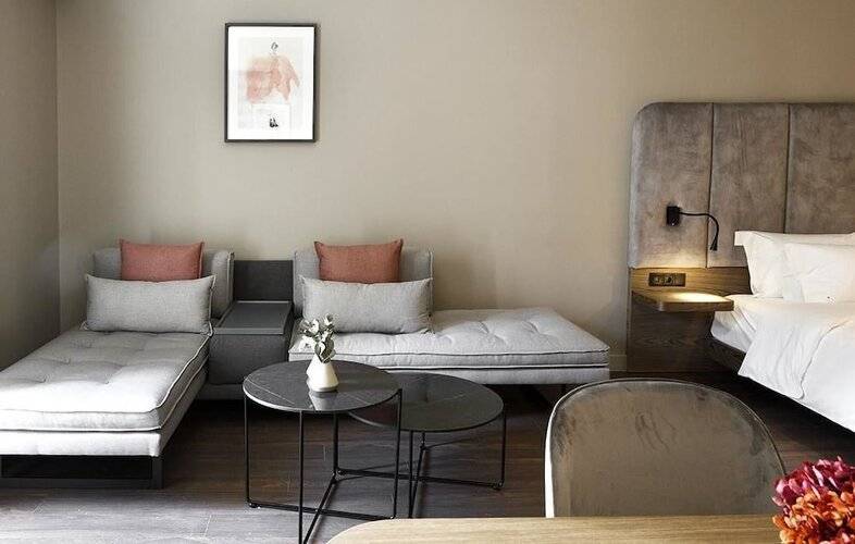 Roomore Apartments