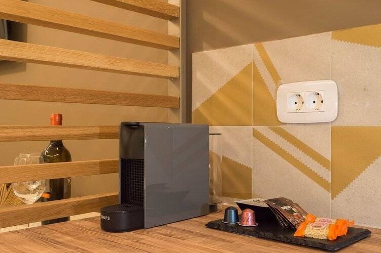 Eco Green Residences & Suites