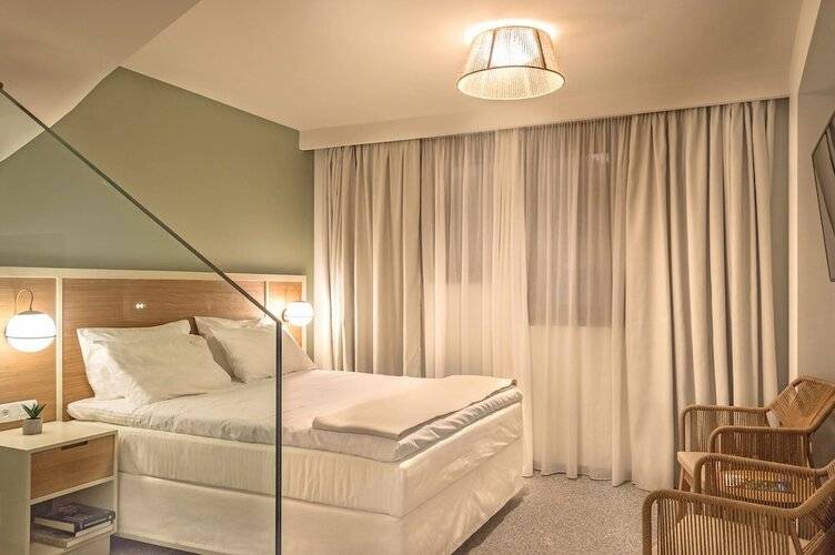 Eco Green Residences & Suites