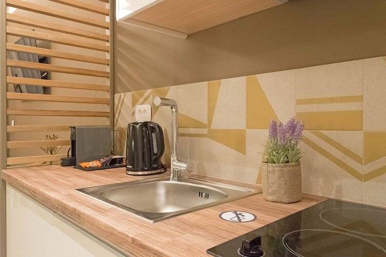 Eco Green Residences & Suites