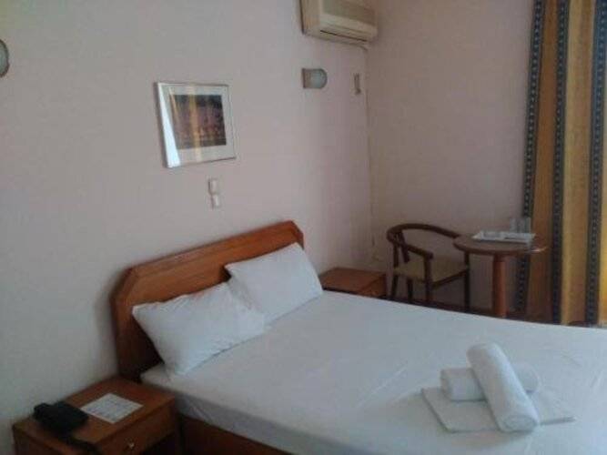 Glaros Hotel