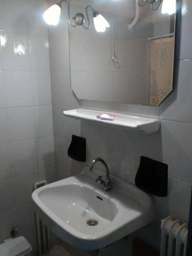 Glaros Hotel