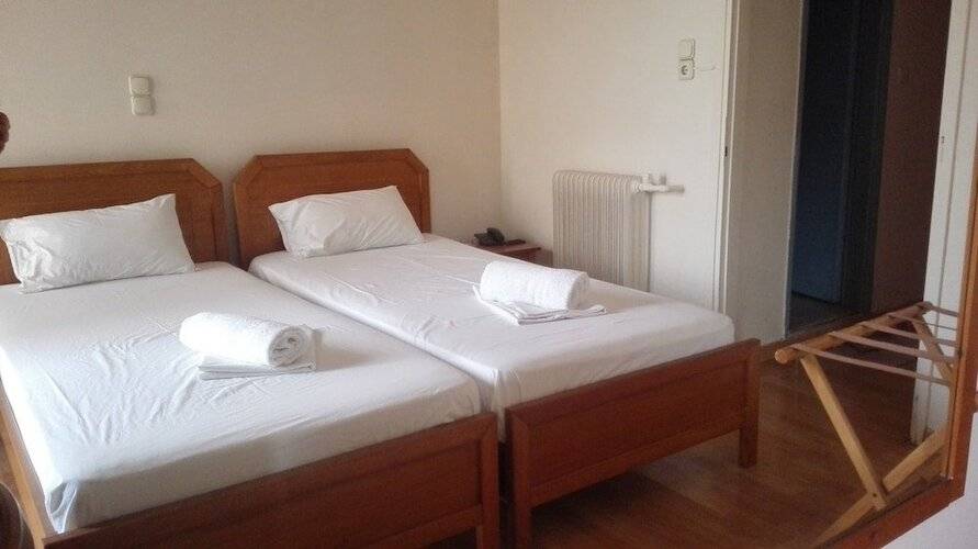 Glaros Hotel
