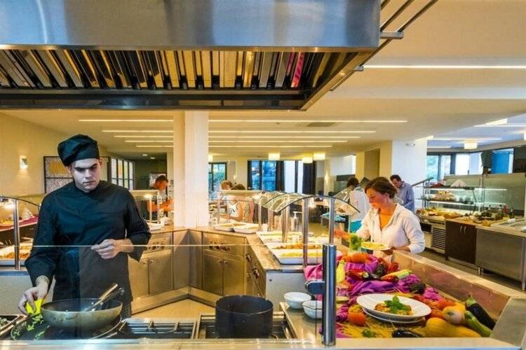 Lagomandra Hotel & Spa