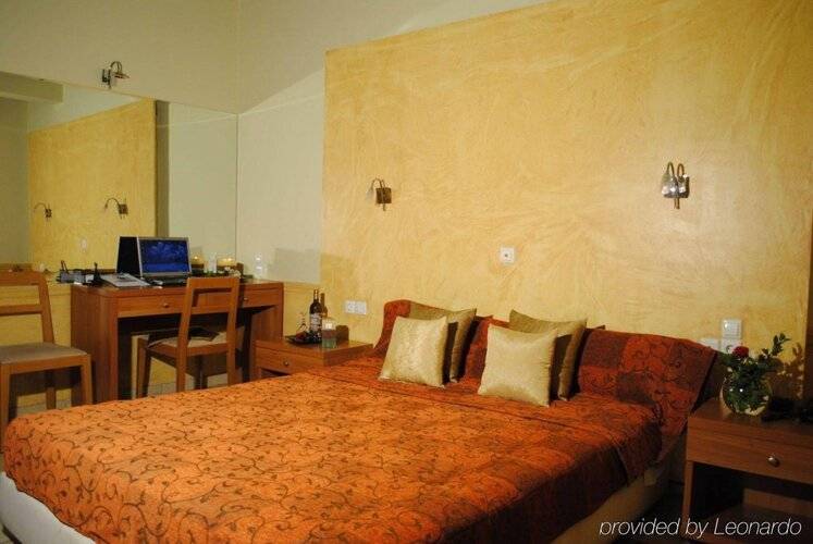 Ideal Hotel