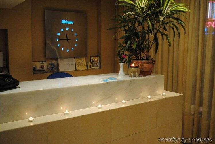 Ideal Hotel