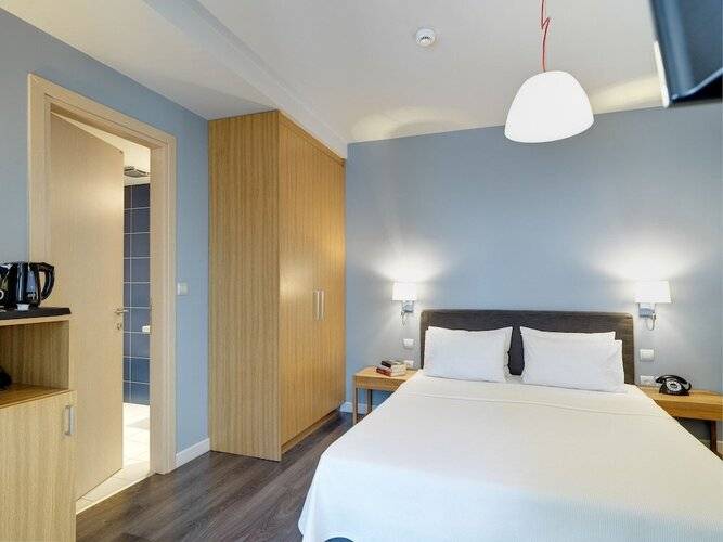 Phidias Piraeus Hotel