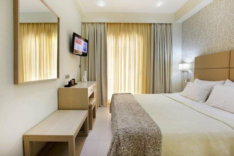 Phidias Piraeus Hotel