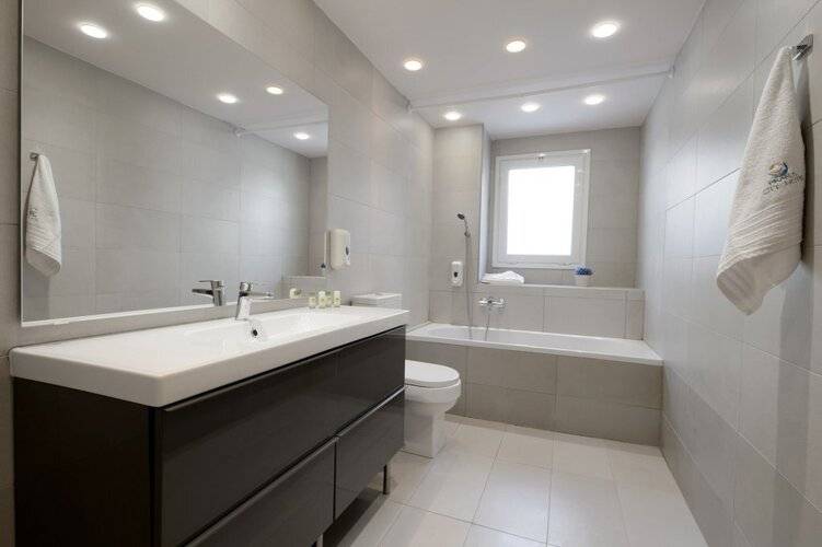 Piraeus City Hotel